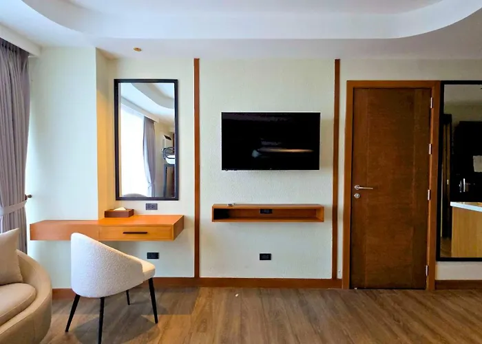 Onetree Plaza 4* Cebu